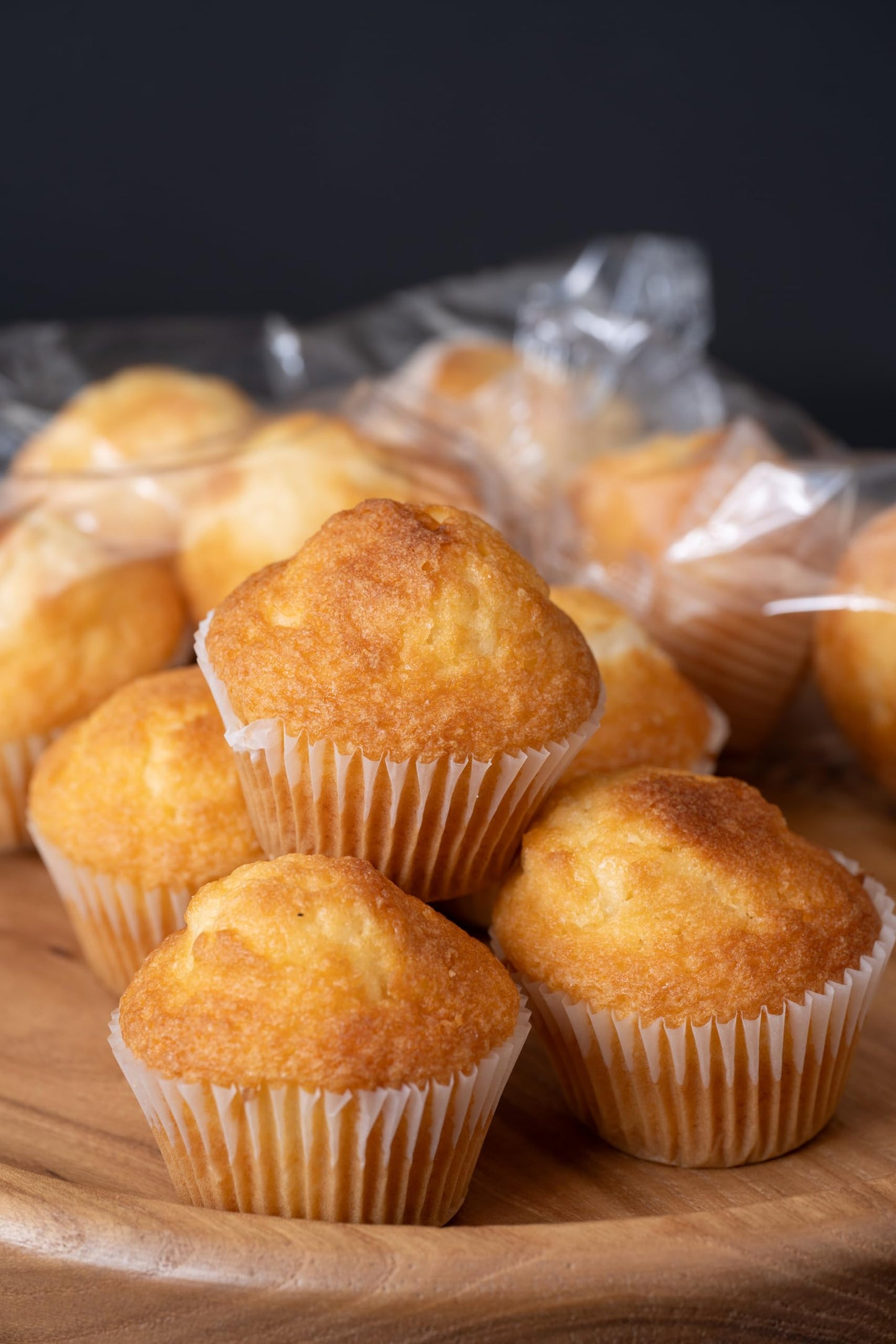 La Nostalgia Foods Magdalenas, 1 tuppers Halal. Spanish Style Fairy Cakes, 12.35 oz each Tupper, with 14 mini muffins,twin pack on each