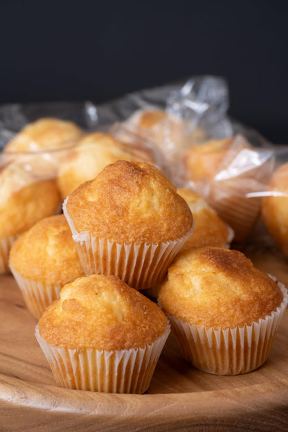 La Nostalgia Foods Magdalenas, 1 tuppers Halal. Spanish Style Fairy Cakes, 12.35 oz each Tupper, with 14 mini muffins,twin pack on each